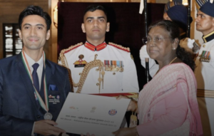 J&K Mohammad Firdoos                                        awarded MY Bharat NSS award                                 for outstanding social service