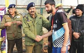 Shopian olice Sports Event: Super strikers win intense Volleyball Final