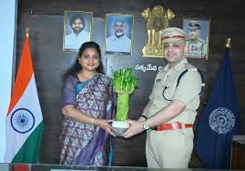 Swift justice: Kashmiri IPS officer solves India’s ‘Parcel Murder’ mystery in a week