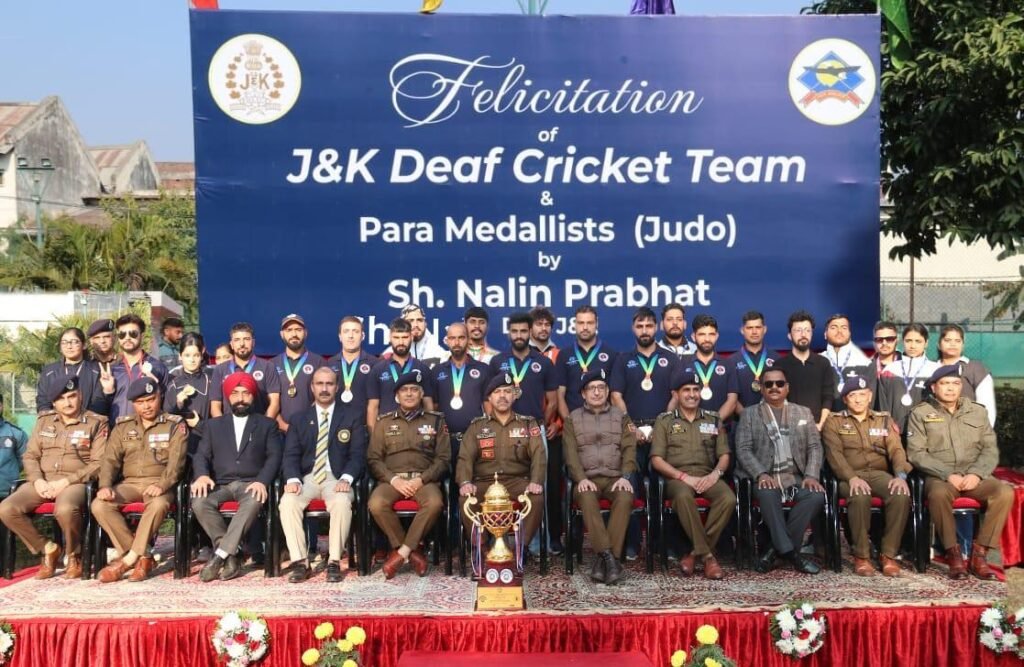 J&K police felicitates athletes for outstanding achievements