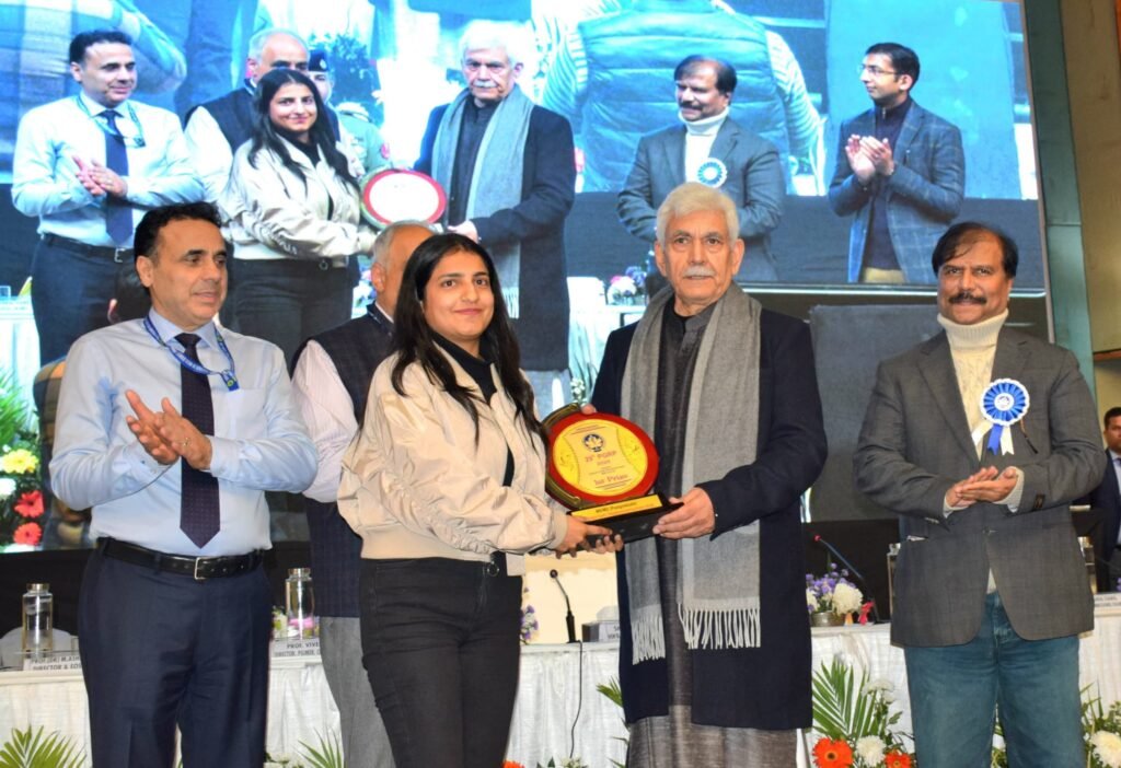 LG Manoj Sinha attends SKIMS Annual Festival valedictory