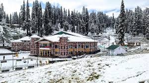Kashmir Valley witnesses freezing nights with Pulwama hitting -5.5°C