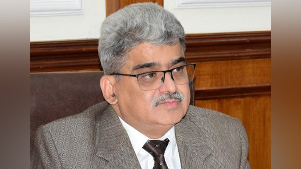 CS Atal Dulloo urges time-bound traffic plan execution