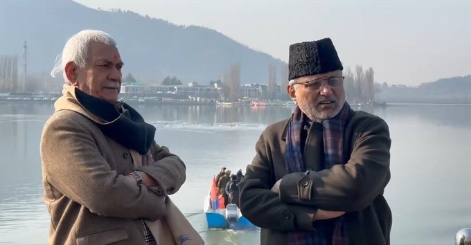 VP Radhakrishnan enjoys scenic shikara ride on Dal Lake