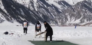 Gurez girls shine in snow cricket at GSCPL 2026
