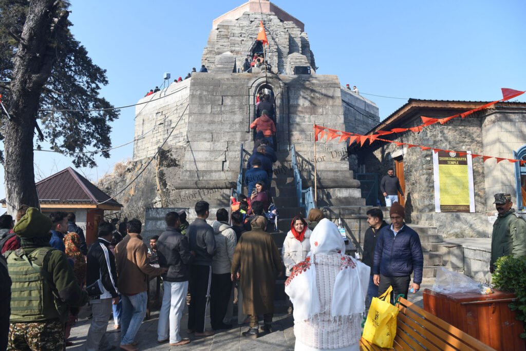 Mahashivratri celebrated with fervour in Kashmir