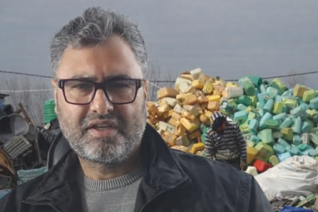 From Plastic Waste to Prosperity: Srinagar Youth Powers #BadaltaKashmir