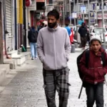 Cloudy skies, intermittent rain continue across Kashmir Valley