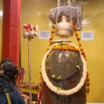 Devotees flock to Shankaracharya Temple on first day of Chaitra Navratri