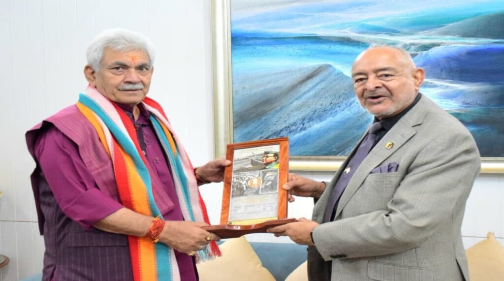 LG Manoj Sinha, admiral D.K. Joshi meet in Srinagar to boost governance & development ties