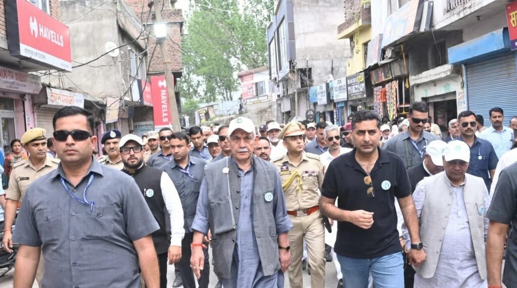 J&K anti-drug crackdown intensifies; LG Sinha leads Rajouri campaign