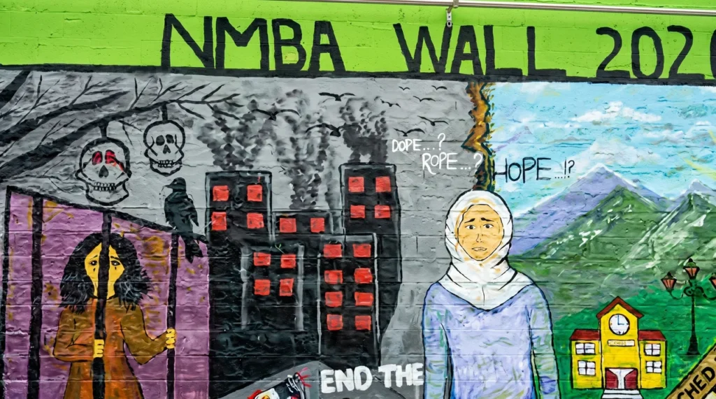 Bandipora students create NMBA wall to spread anti-drug awareness