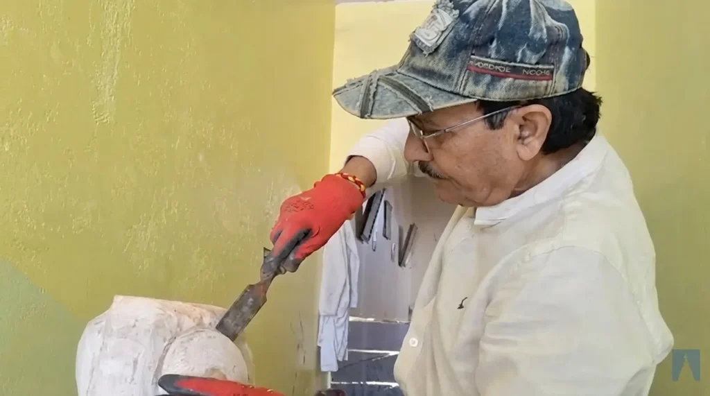 Ganesh Dutt Sharma preserves Kathua’s stone & wood sculpture legacy