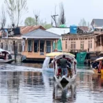 Tourist footfall surges in Srinagar amid pleasant weather