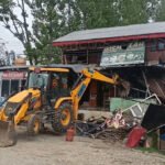 Anantnag admin demolishes drug peddlers’ Illegal properties in sangam crackdown