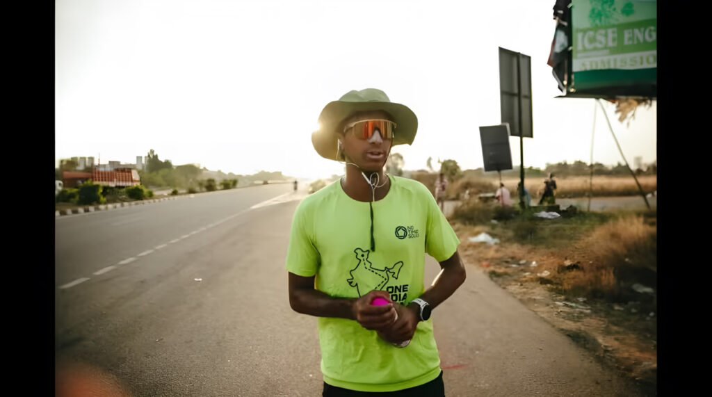 Athlete Om Satija concludes 5,000-Km ‘One India Run’ in Srinagar