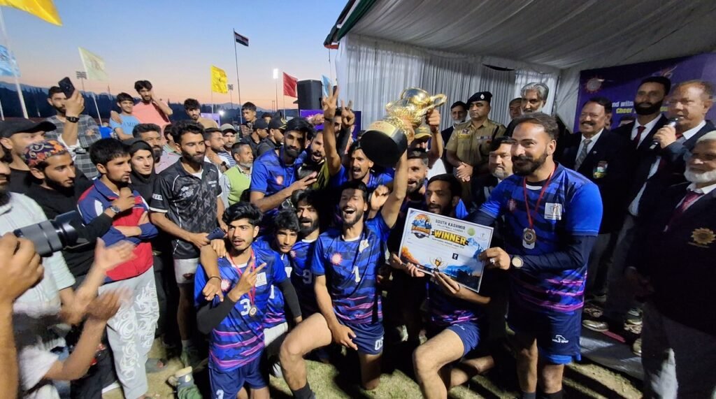 Kulgam Hurricanes Lift South Kashmir Volleyball League Trophy