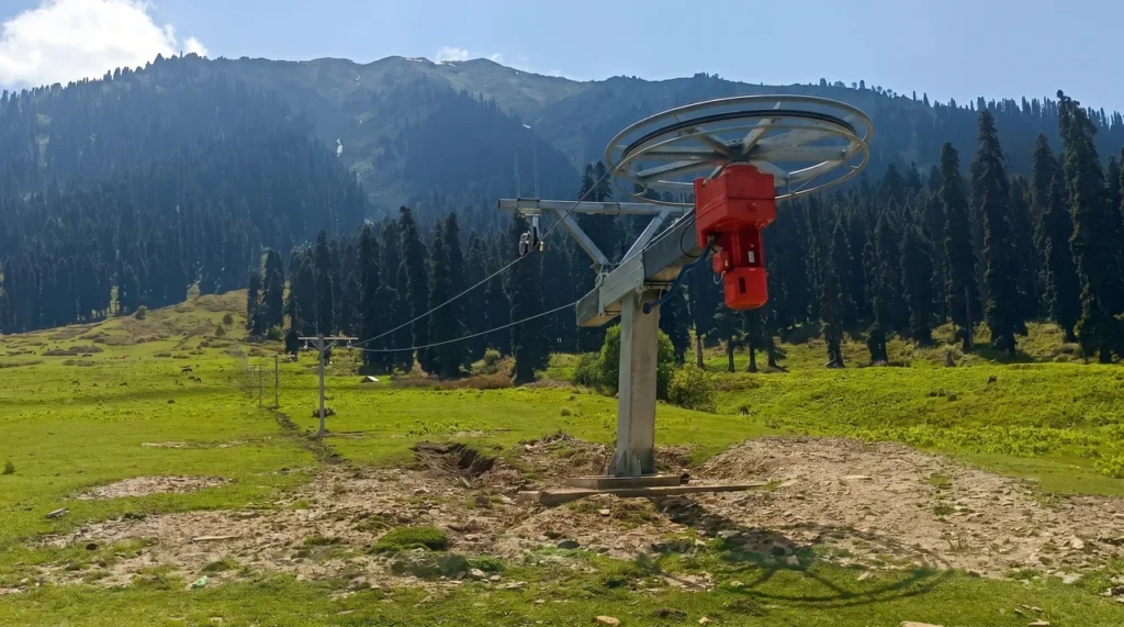 Doodhpathri gets first-ever drag lift to boost winter tourism
