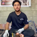 19-Year-Old Srinagar student keeps Kashmiri Naqashi tradition alive