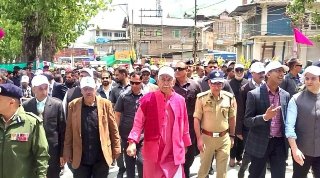 LG Manoj Sinha reaches Pulwama to flag Off Anti-Drug Padyatra