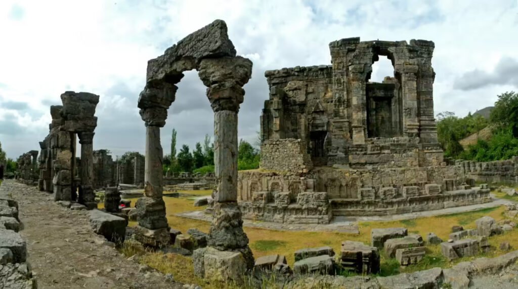 J&K marks 495 heritage sites to strengthen tourism