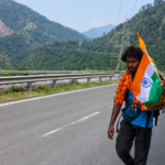 UP youth begins Amarnath Yatra on foot after char dham