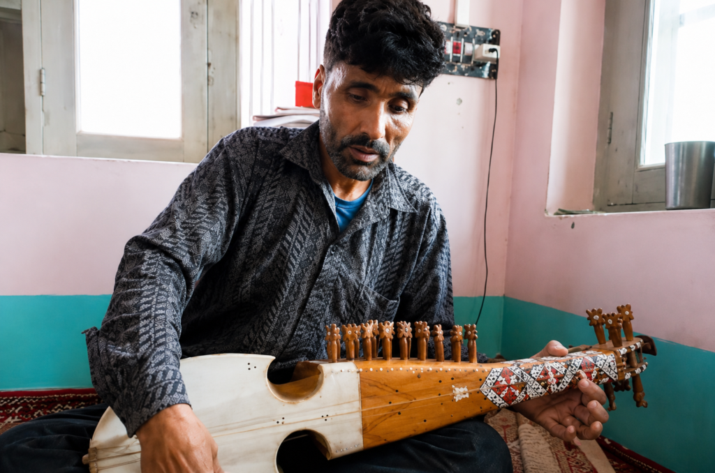 Strings of heritage: Bandipora artisan keeps centuries-old Rabab craft alive