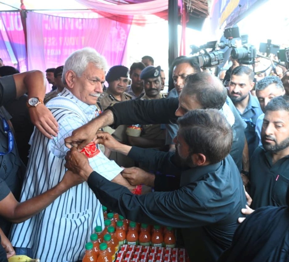 LG Manoj Sinha joined 10th Muharram procession in Zadibal as Kashmir marked peaceful observance