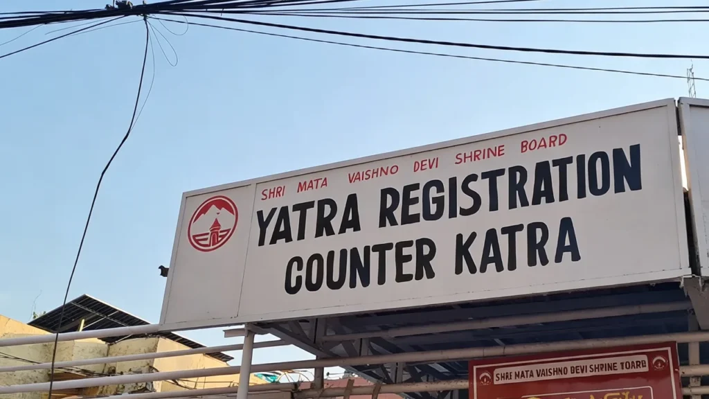 Massive Devotee Influx Suspends Vaishno Devi Yatra; Registration Resumes at 4 AM tomorrow