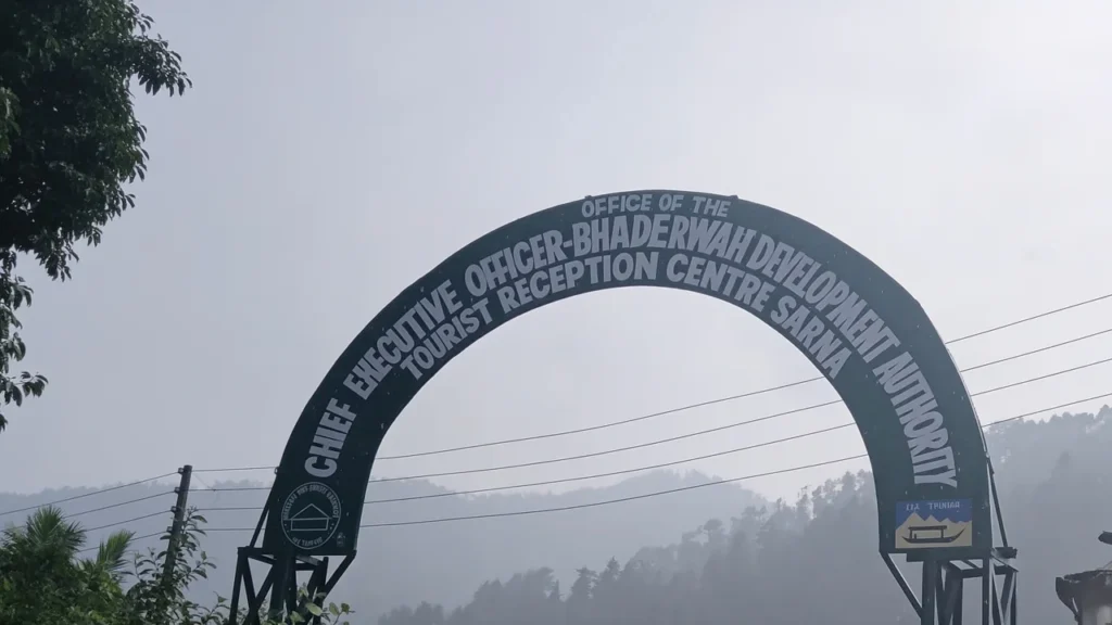 Rare summer snowfall delights tourists in Bhaderwah, offers relief from heat