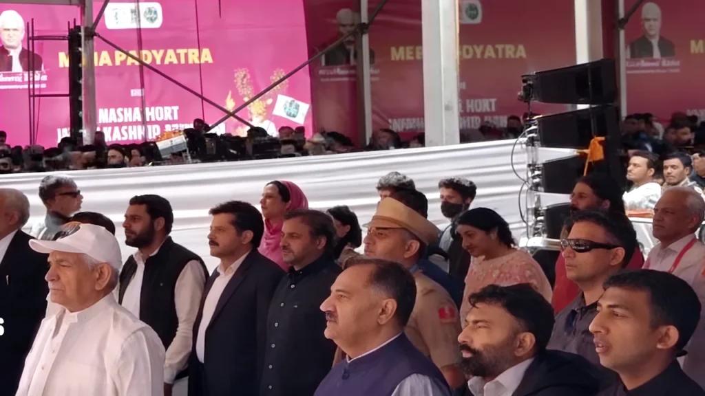 LG Manoj Sinha arrives in Ganderbal to lead Drug-Free J&KPadyatra