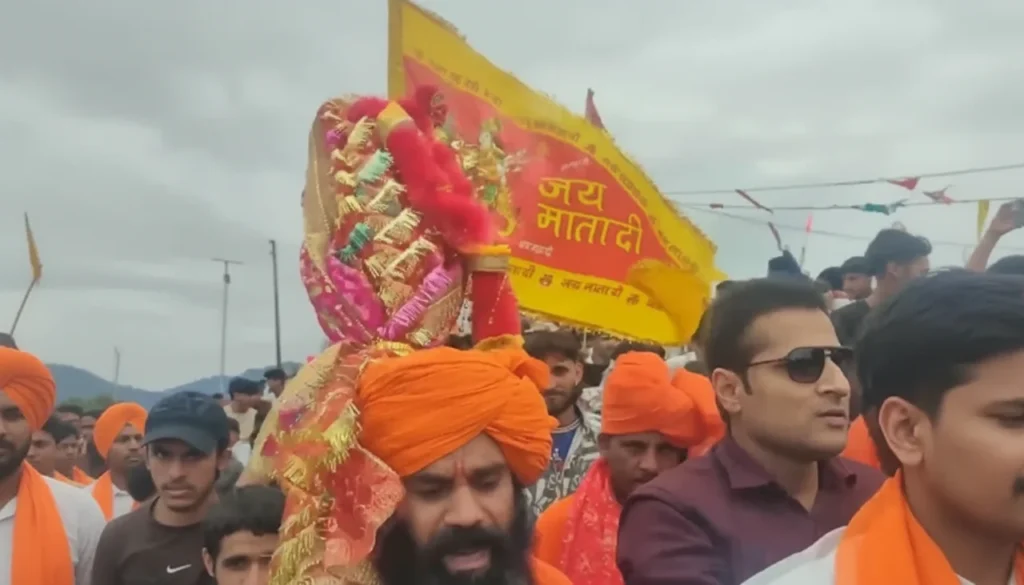 Massive Rush of devotees marks Annual Galadhar Mela at Maa Chamunda Shrine in Ramban