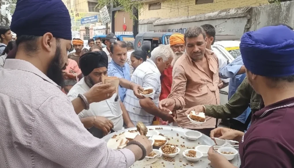 Spirit of Sewa shines in Udhampur as devotees observe Guru Arjan Dev Ji’s Shaheedi Diwas