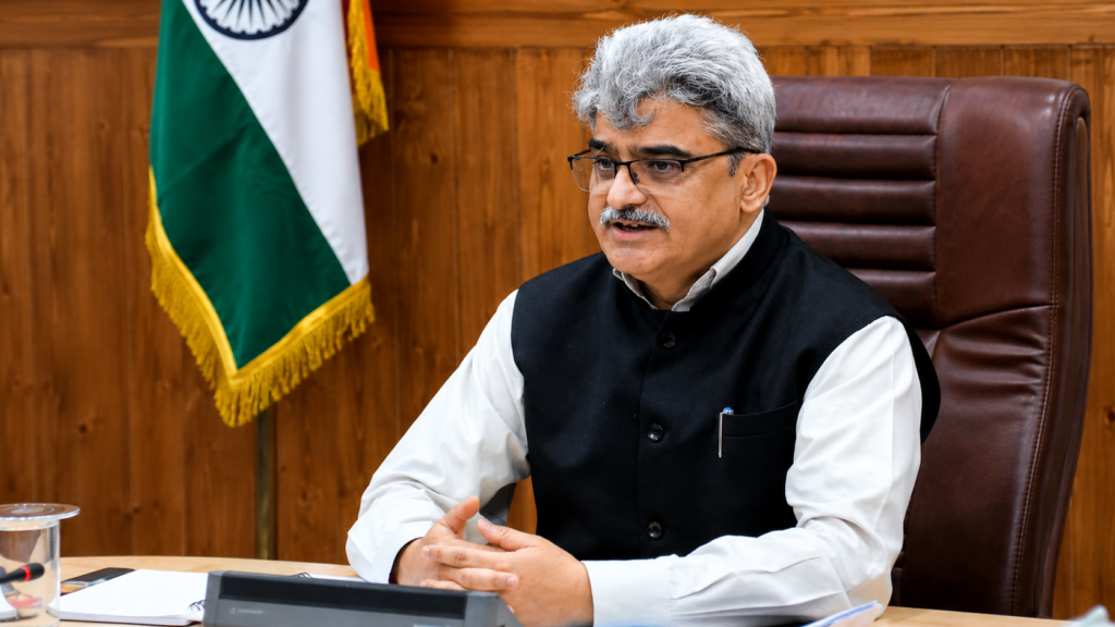 CS Atal Dulloo reviews PMGSY progress in J&K; PMGSY-IV to build 646 new roads at ₹7,790 crore