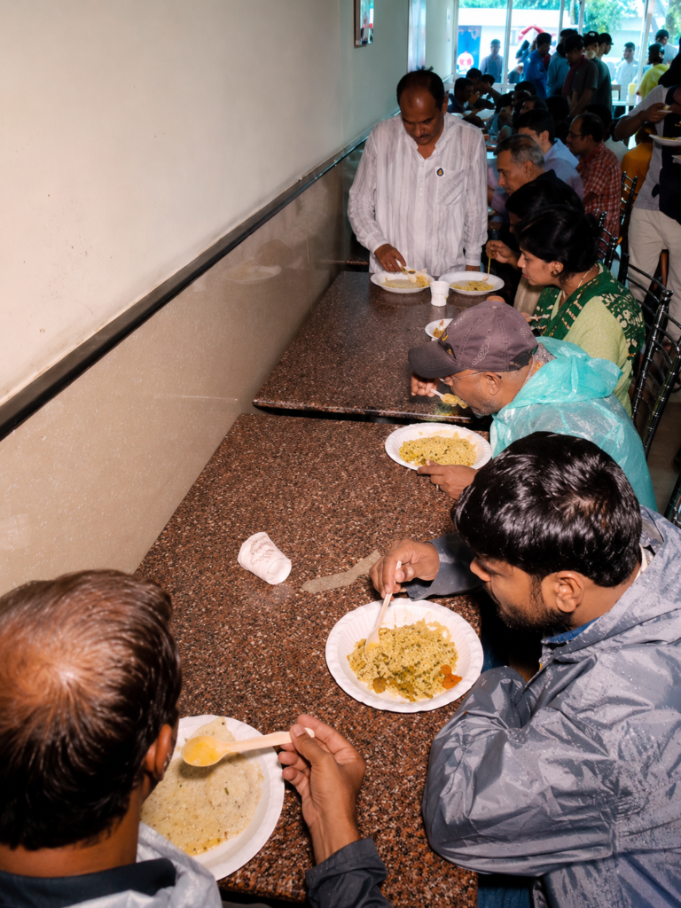 Adverse weather pauses Vaishno Devi Yatra; SMVDSB launches free langar for devotees