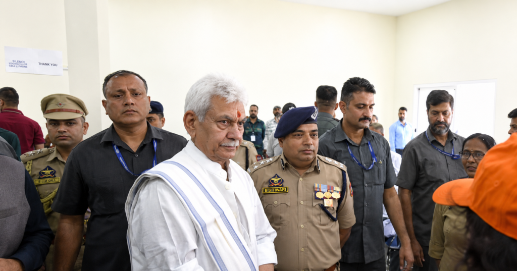 LG Manoj Sinha visits Baltal base hospital, Reviews Amarnath Yatra arrangements