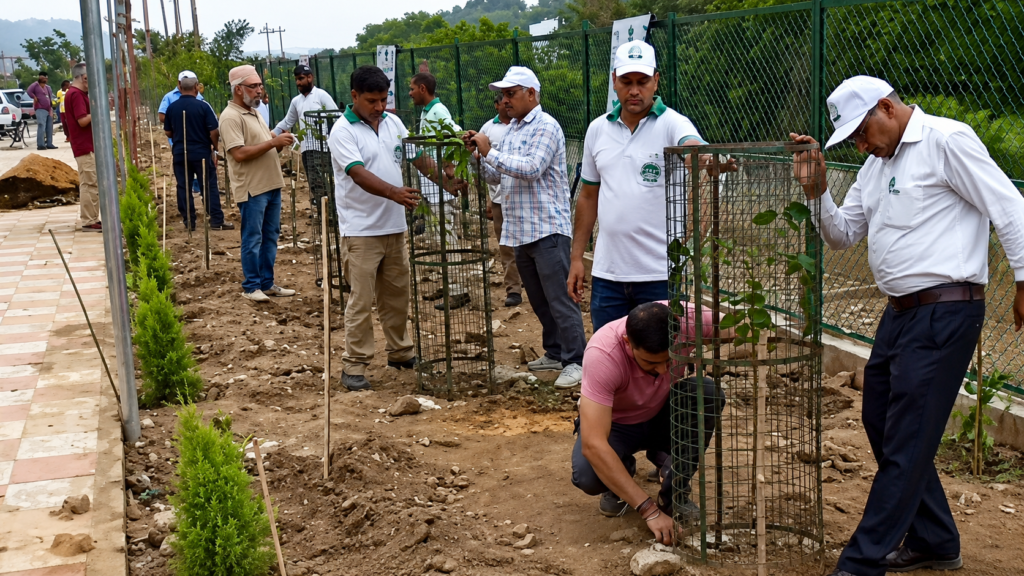 Jammu Municipal Corporation launches mega plantation drive, plants 2,000 saplings under ‘Green Jammu, Clean Jammu’ initiative