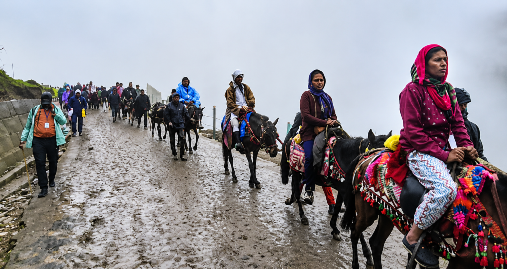 Fresh batch of over 5,300 Shri Amarnath Ji Yatra pilgrims departs from Jammu