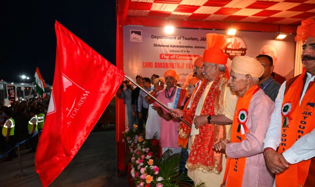 Shri Amarnath Ji Yatra 2026 Begins: LG Manoj Sinha Flags Off First Batch of Pilgrims from Jammu