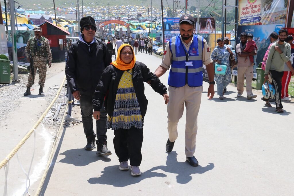 Ganderbal police ensure safe, secure and seamless Shri Amarnath Ji Yatra
