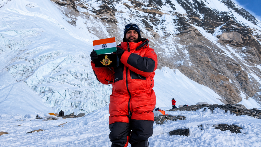 Nowshera’s Satish Kumar receives grand welcome after hoisting tricolour on Mount Everest in just 23 days
