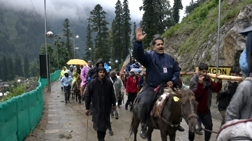 Devotees begin trek to holy cave from Baltal base camp as Shri Amarnath Ji Yatra 2026 commences