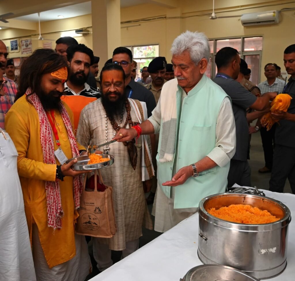 LG Manoj Sinha reviews Bhagwati Nagar facilities for Shri Amarnath Ji Yatra 2026