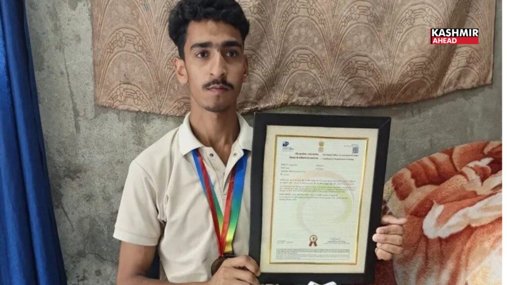 Abid Hussain Mir: Young innovator from Beerwah