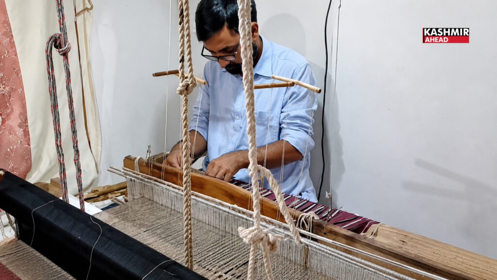 National Handloom Award: Kashmir’s Kani weavers honoured
