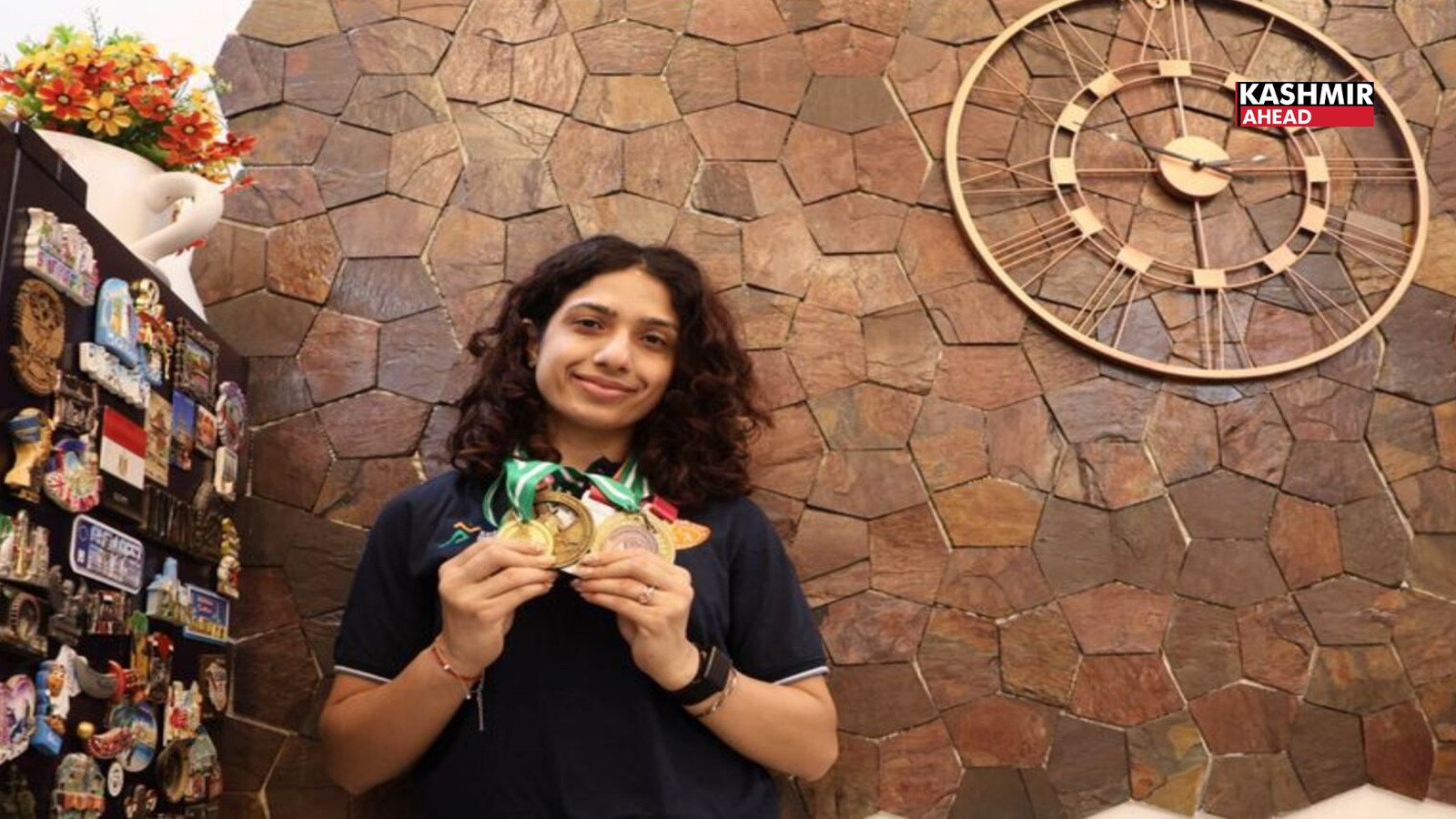 Shreya Gupta becomes first female fencer from Jammu & Kashmir to qualify for Asian Games