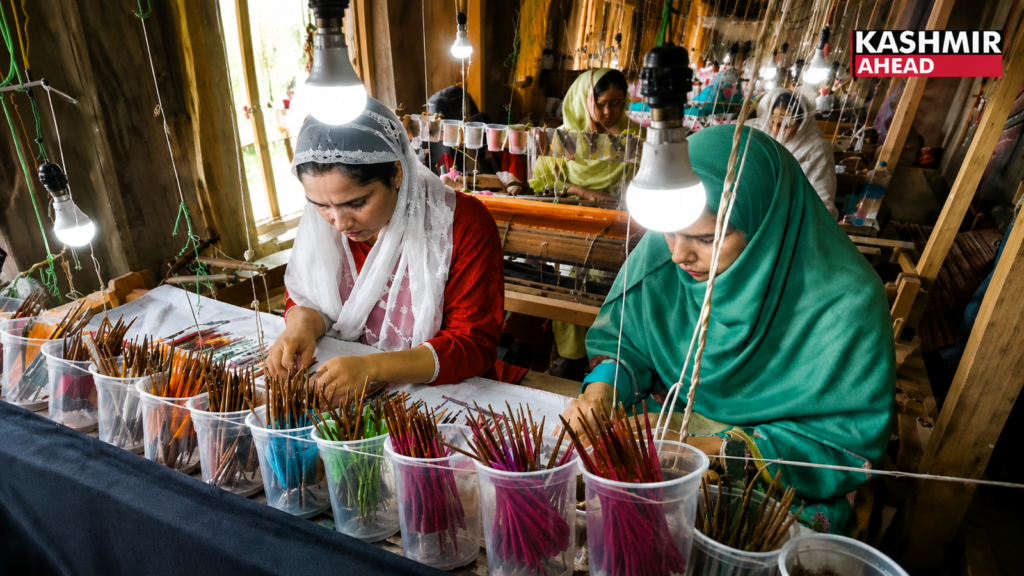 Anantnag’s oldest handloom factory keeps Kashmir’s weaving legacy alive