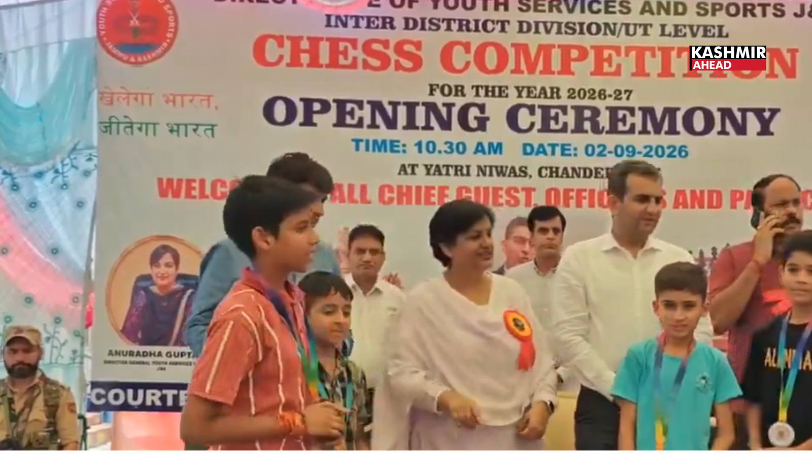 Anuradha Gupta felicitates chess champions in Ramban