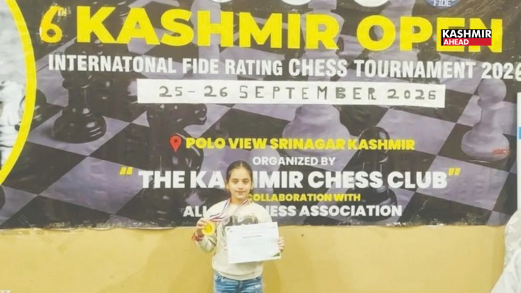 Young Kashmir talent shines: Naisha Handoo wins Gold in U-10 Chess