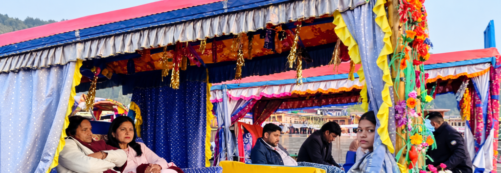 Kashmir charms visitors once more: “Heaven on Earth” draws record footfall